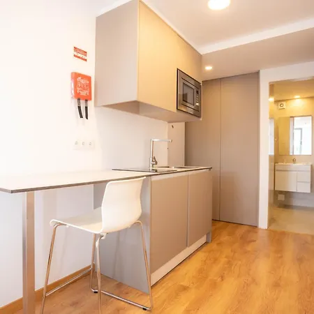 Staclaraspace - Francis Apartment